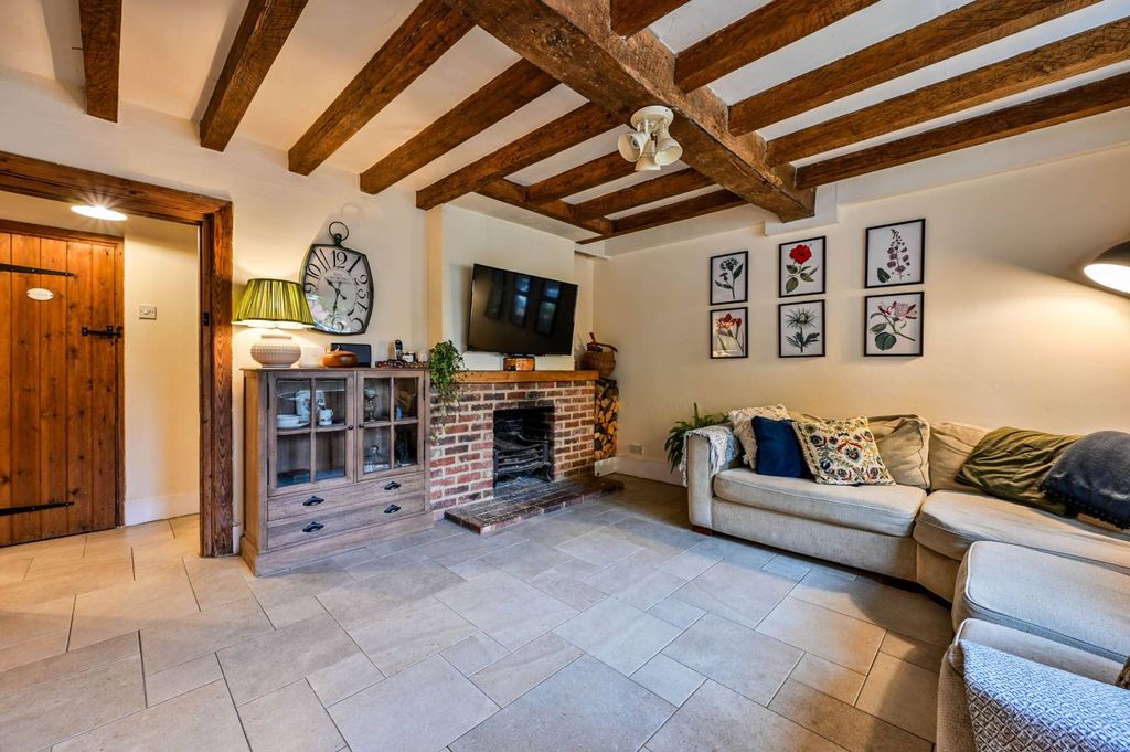 Property photo 1 of 25