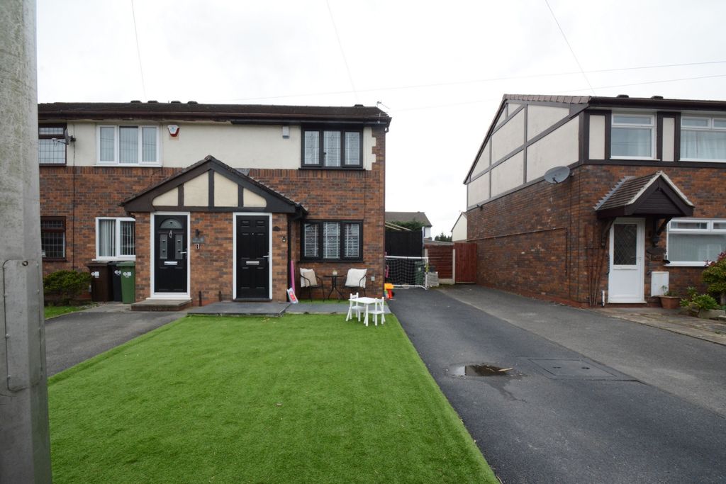 Property photo 1 of 9 Front