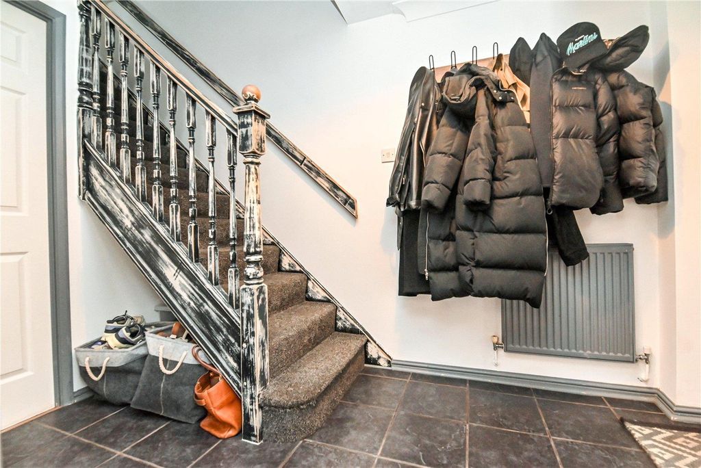 Property photo 3 of 15 Picture No. 04