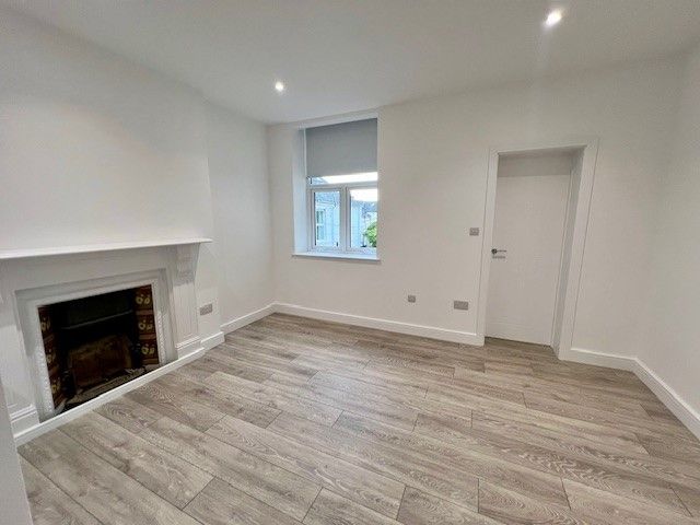 Property photo 3 of 4 Bedroom