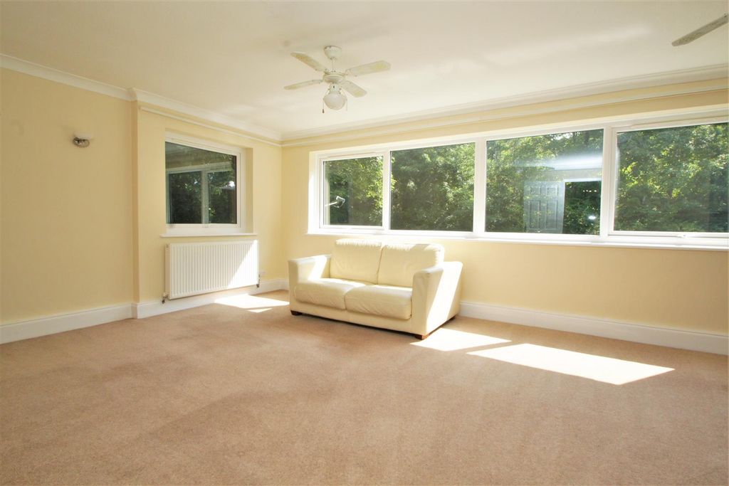 Property photo 2 of 10 Img_8291.Jpg