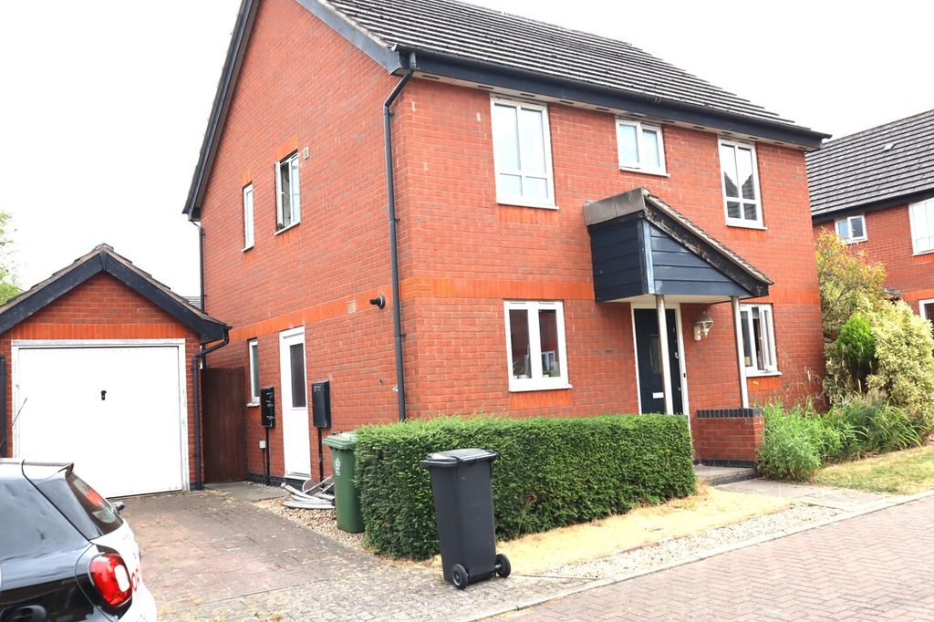 Property photo 2 of 64