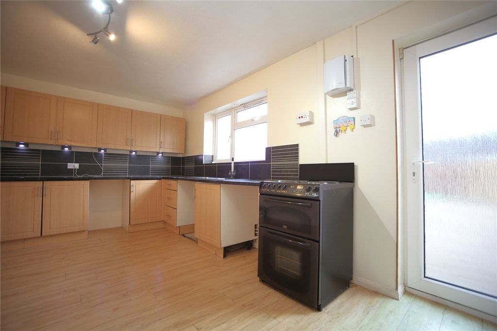 Property photo 1 of 14 Picture No. 01