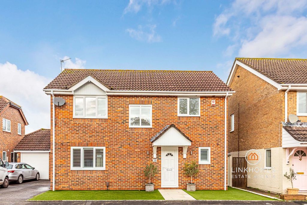 Property photo 1 of 37