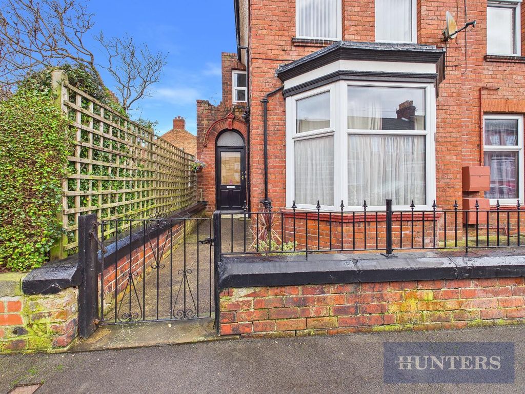 Property photo 2 of 15 Cam05316G0-Pr0341-Still015.Jpg