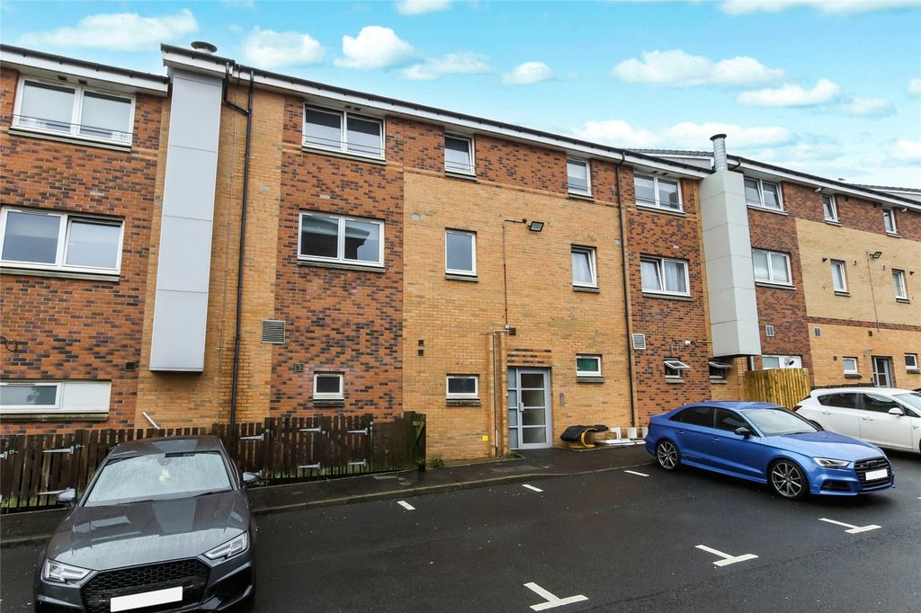 Property photo 1 of 21 Picture No. 01