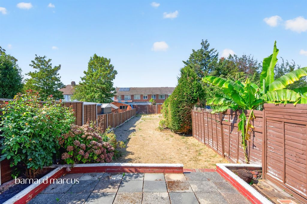 Property photo 3 of 13