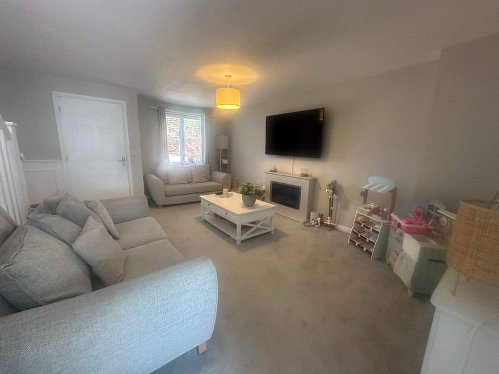 Property photo 3 of 16 Img_1361