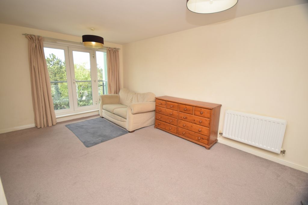 Property photo 3 of 7 Lounge