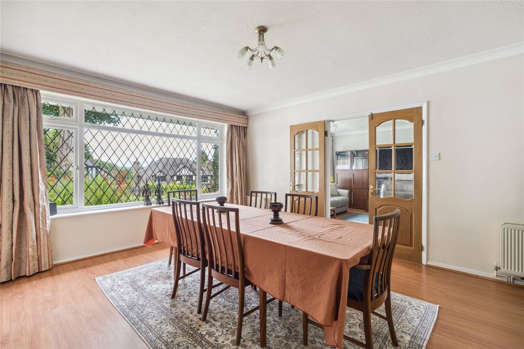 Property photo 3 of 14 Dining Room