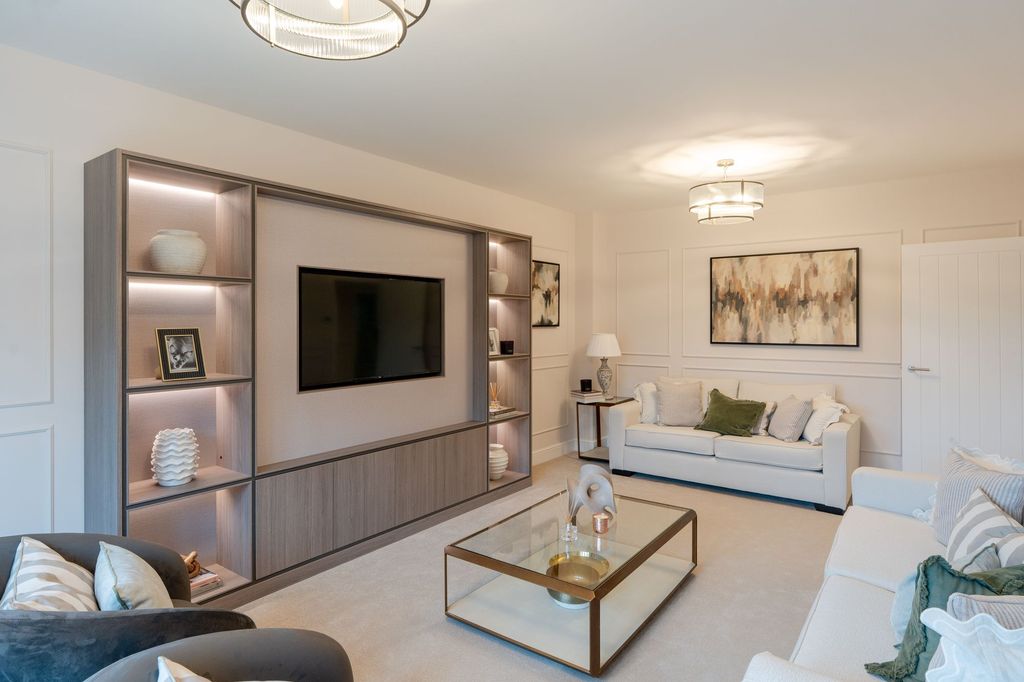 Property photo 2 of 14