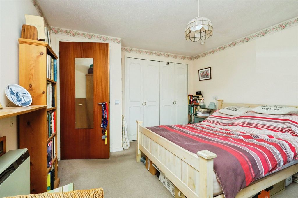 Property photo 3 of 6 Picture No. 02