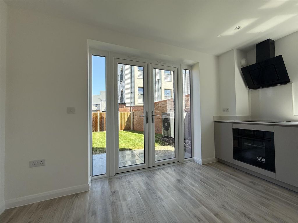 Property photo 2 of 23 Image (35).Jpg