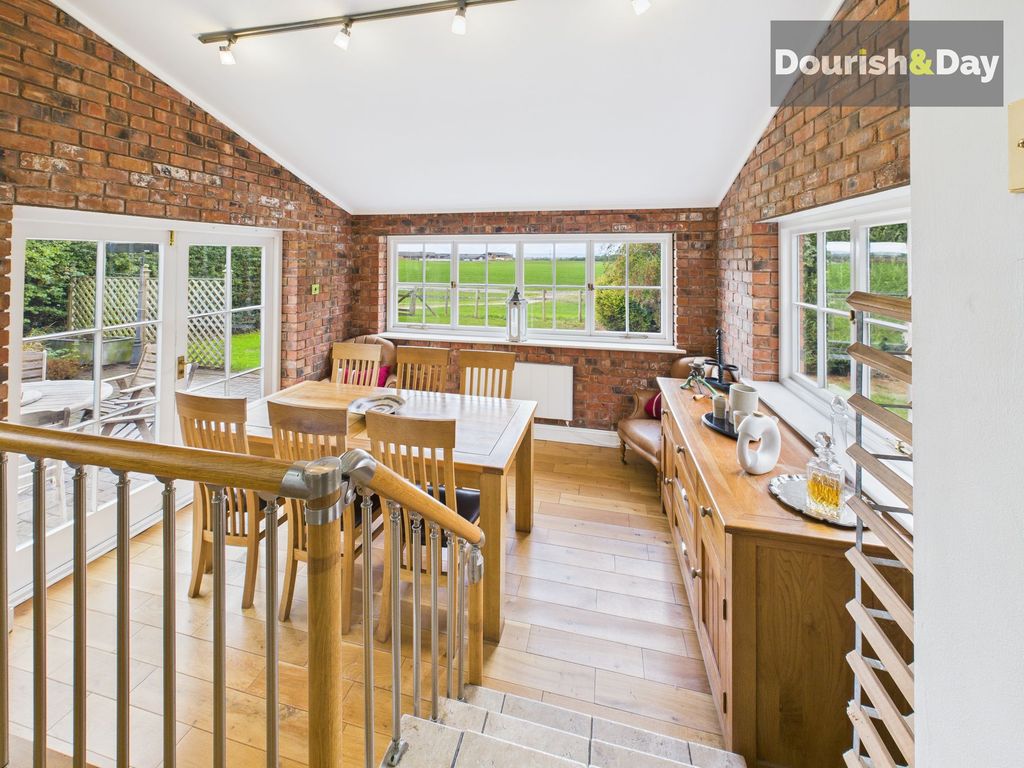 Property photo 2 of 72