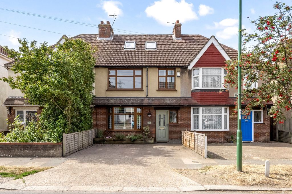 Property photo 1 of 24