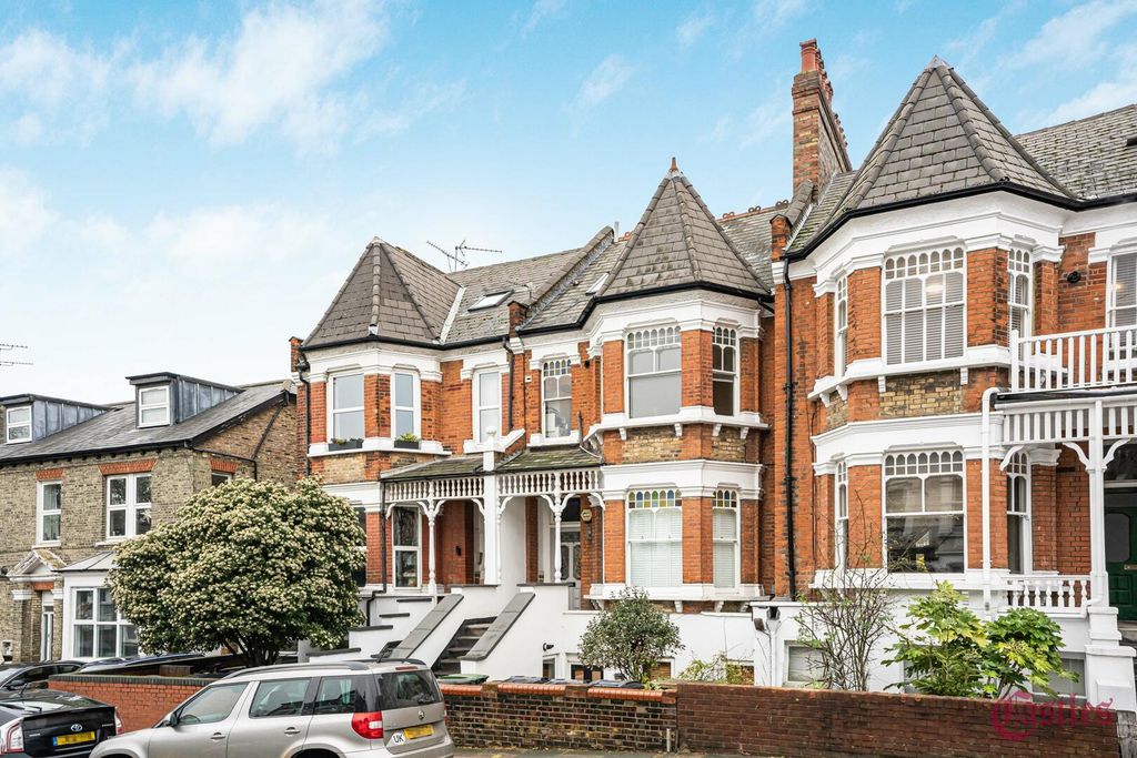 Property photo 3 of 13 Front (Exterior)