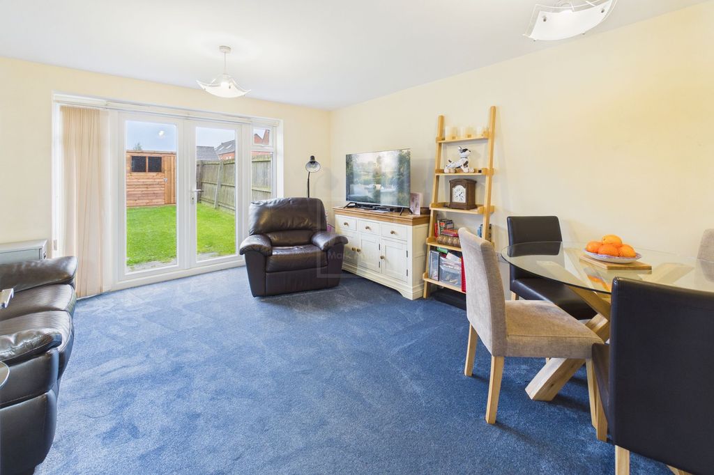 Property photo 2 of 15 Lounge Diner