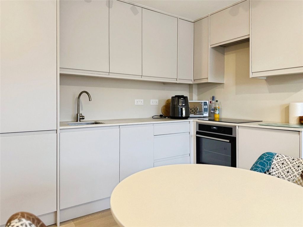 Property photo 2 of 15 Picture No. 06