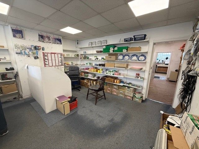 Property photo 3 of 17 Photo 7