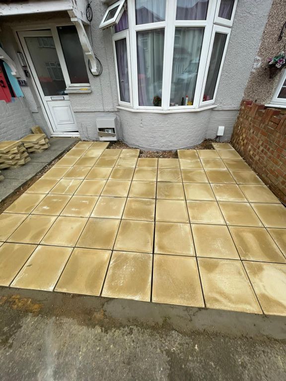 Property photo 1 of 4