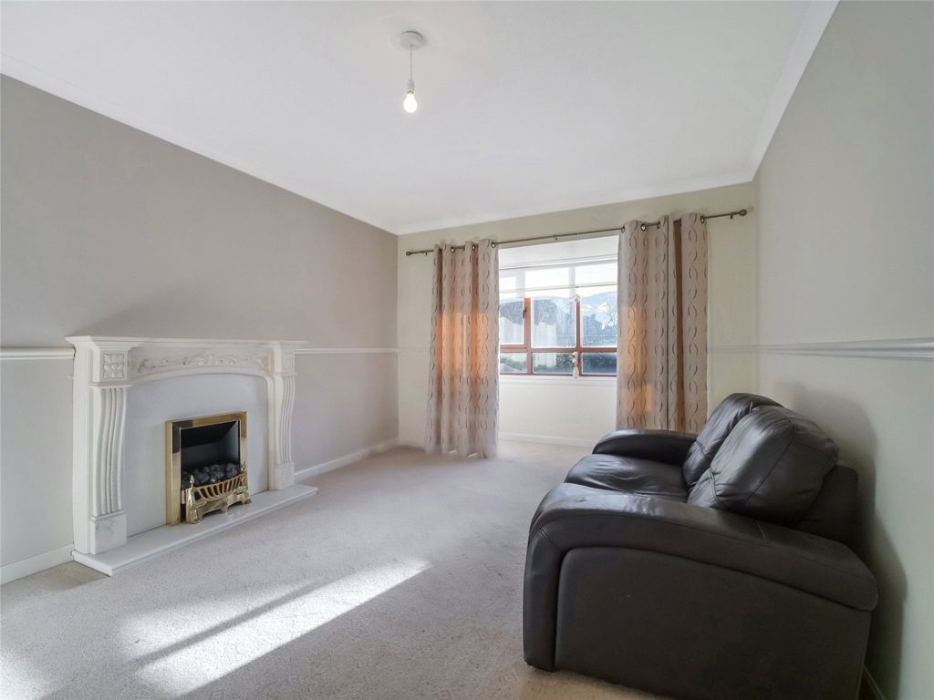 Property photo 2 of 21 Picture No. 04