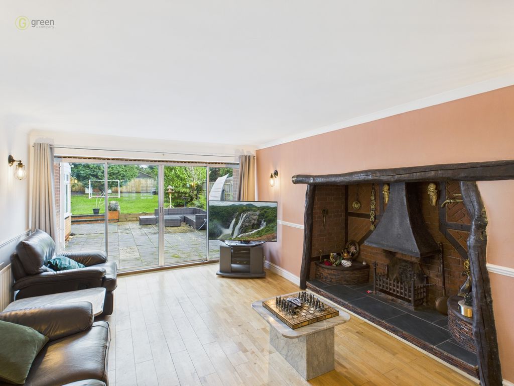 Property photo 3 of 34