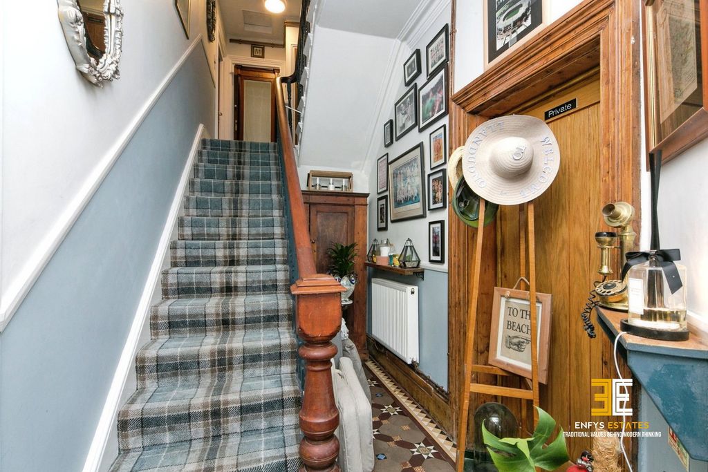 Additional image 12 of 9 bed town house for saleArvon Avenue, Llandudno LL30