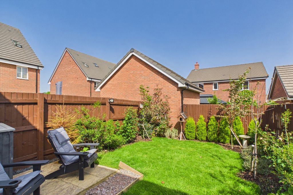 Property photo 2 of 14 Rear Garden