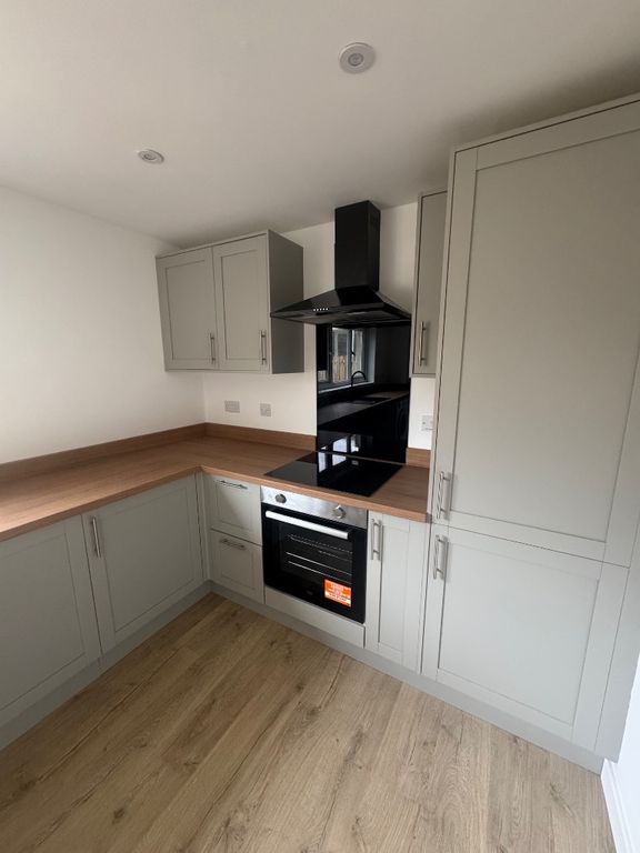 Property photo 2 of 16 Photo 2