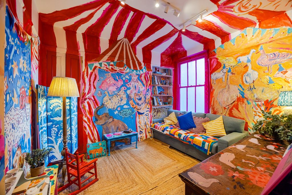 Property photo 1 of 17