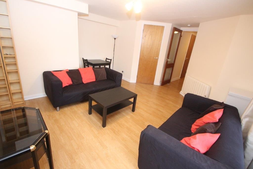 Property photo 3 of 11