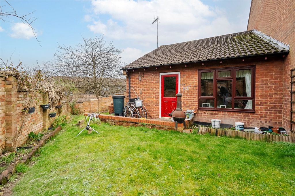 Property photo 3 of 10 Picture No. 06