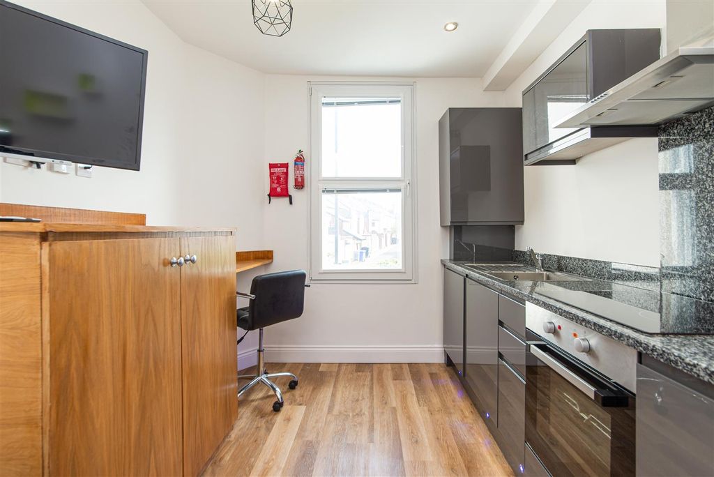 Property photo 2 of 5 Edit-6507.Jpg