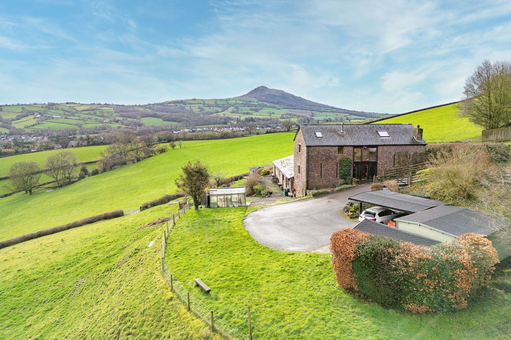 Property photo 1 of 63