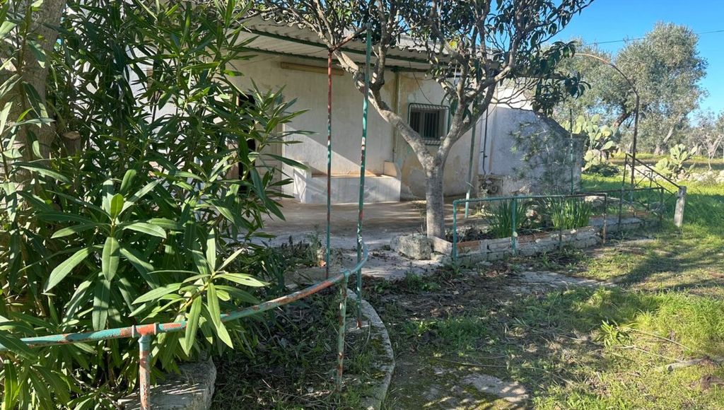 Property photo 2 of 13