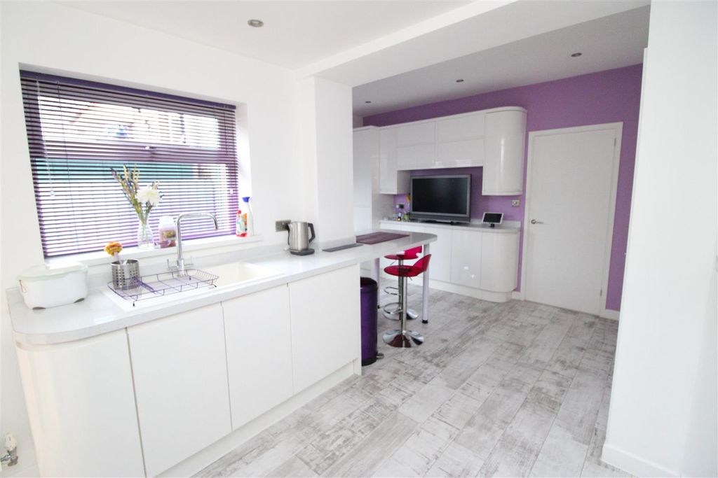 Property photo 3 of 14 Img_0359.Jpg