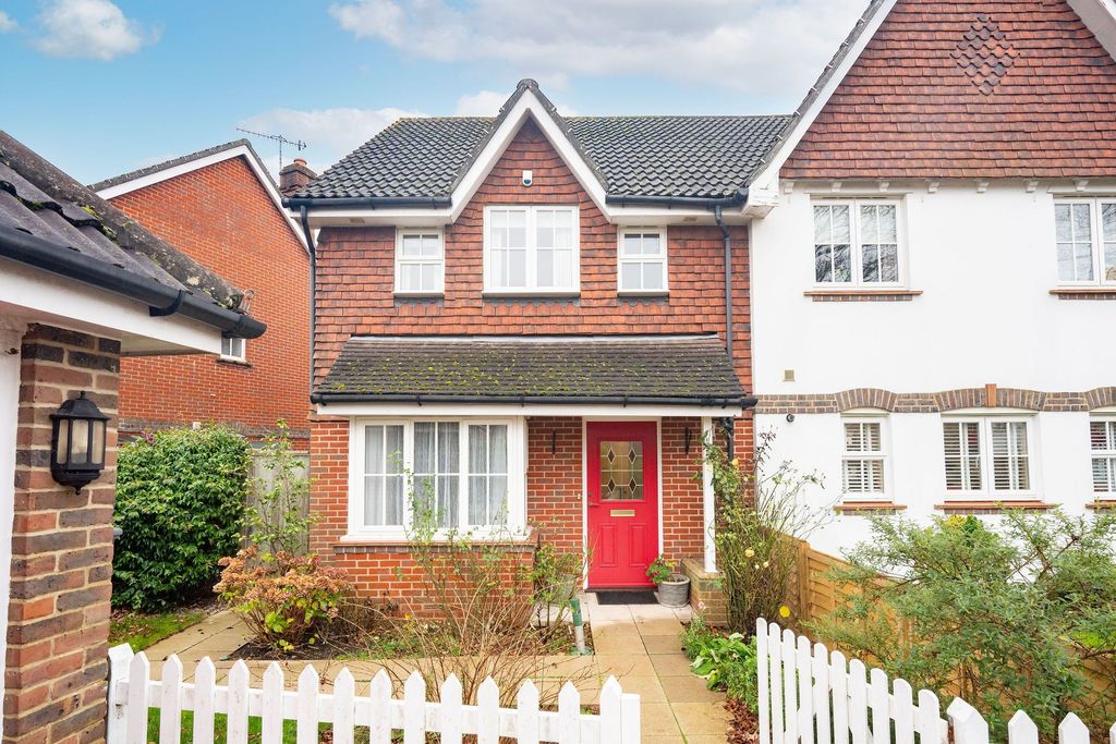 Property photo 1 of 18