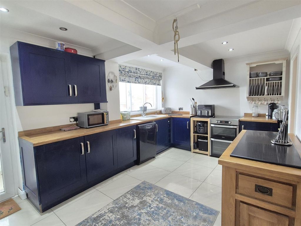 Property photo 2 of 21 Open Plan Kitchen/Diner