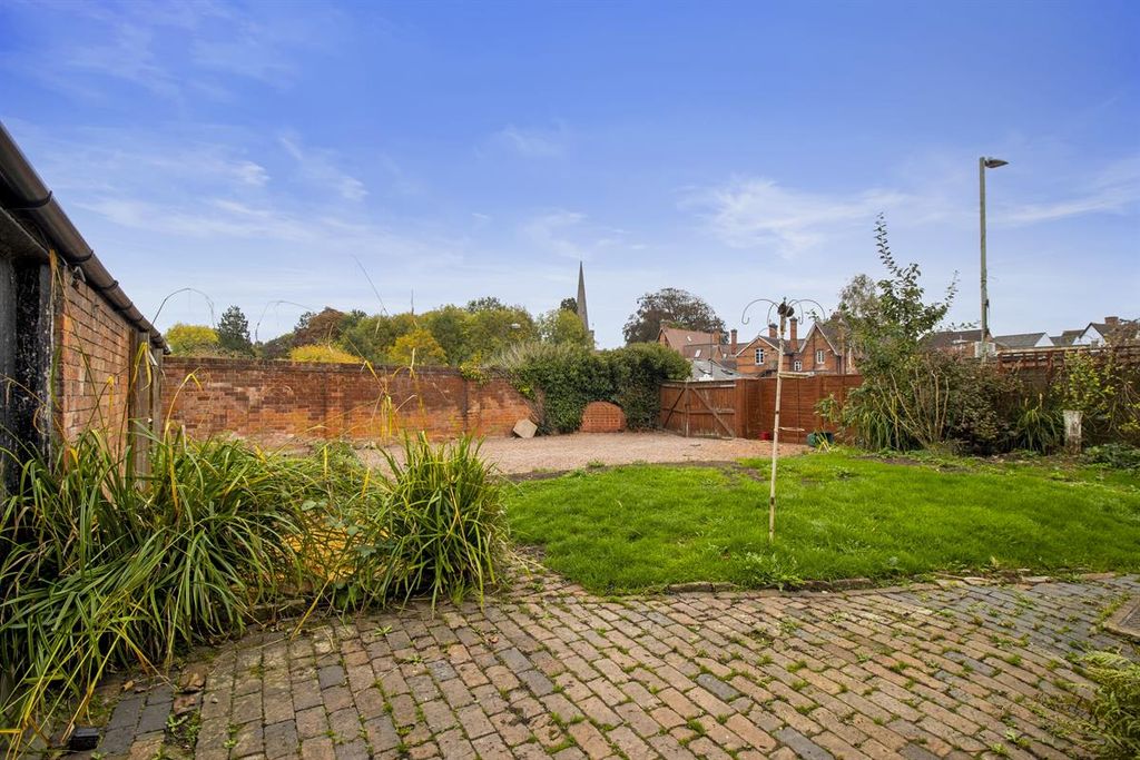 Property photo 3 of 18 Photo 4