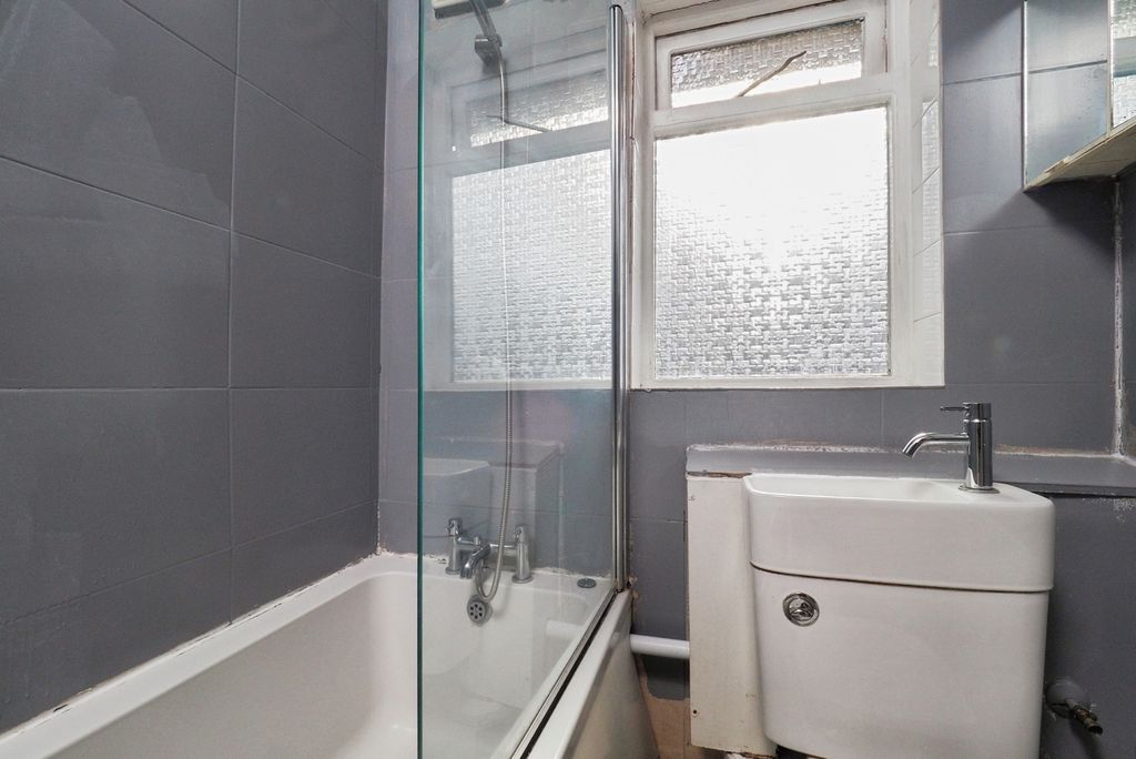 Property photo 3 of 24 Pbox-Img.Jpg