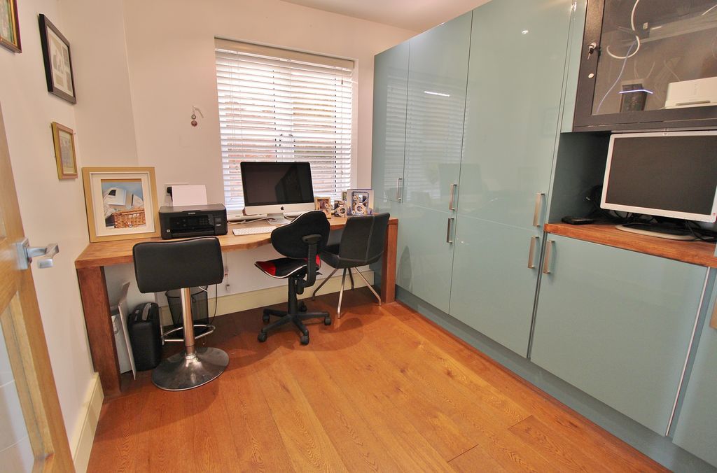 Additional image 12 of 4 bed detached house for saleDriftwood Drive, Fareham PO14