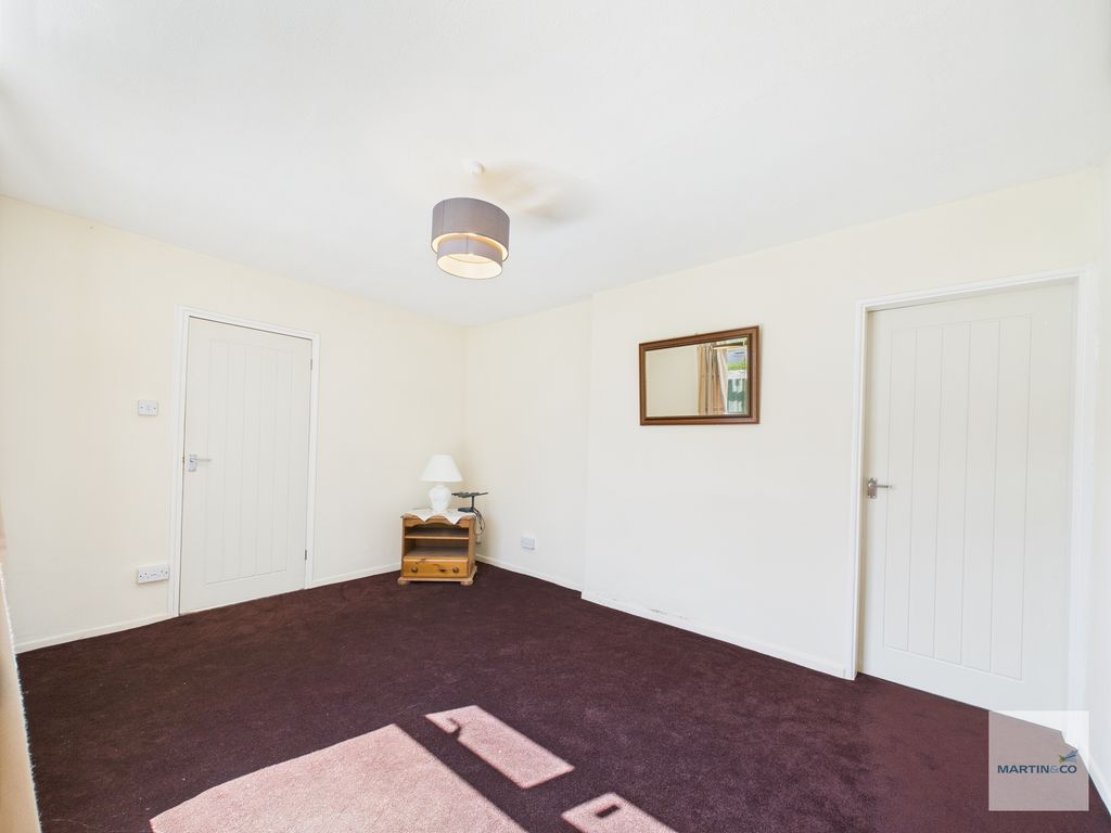 Property photo 3 of 20 Cam03394G0-Pr0323-Still004