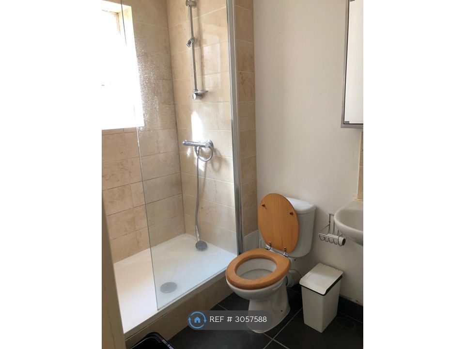 Property photo 2 of 5 Bathroom