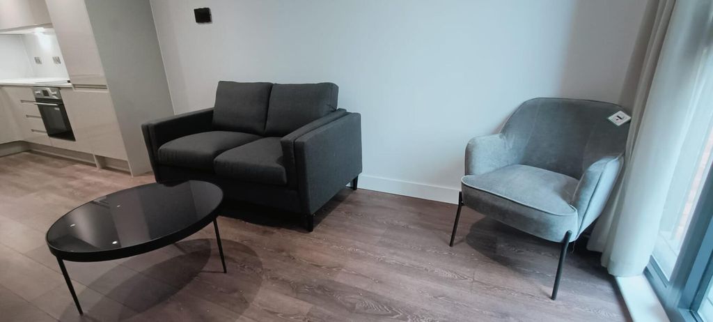 Property photo 3 of 13 Whatsapp Image 2025-10-16 At 18.02.32 (2).Jpeg