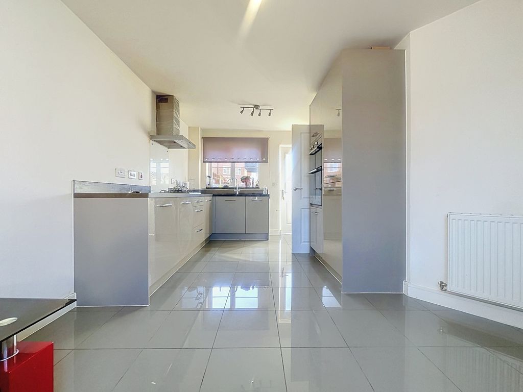 Property photo 2 of 14 Kitchen Diner
