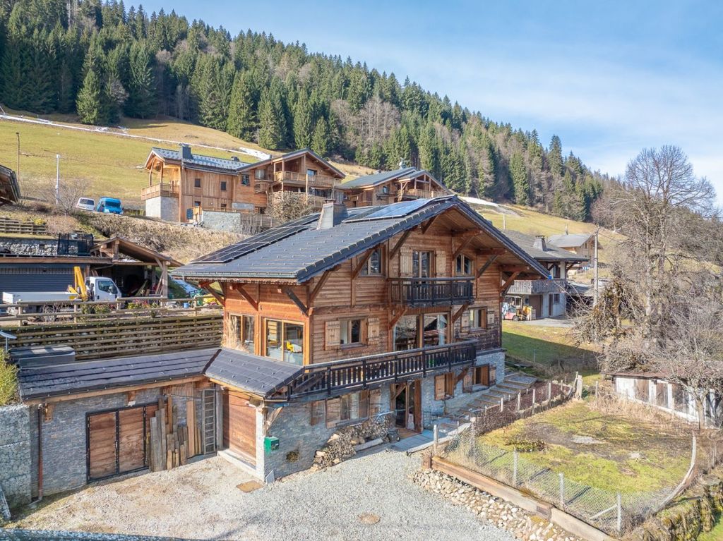 Property photo 1 of 12 Morzine Chalet For S