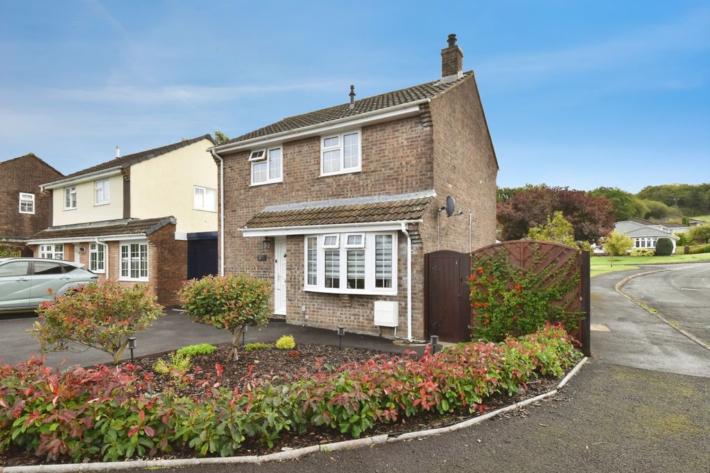 Property photo 1 of 27 Pbox-Img.Jpg