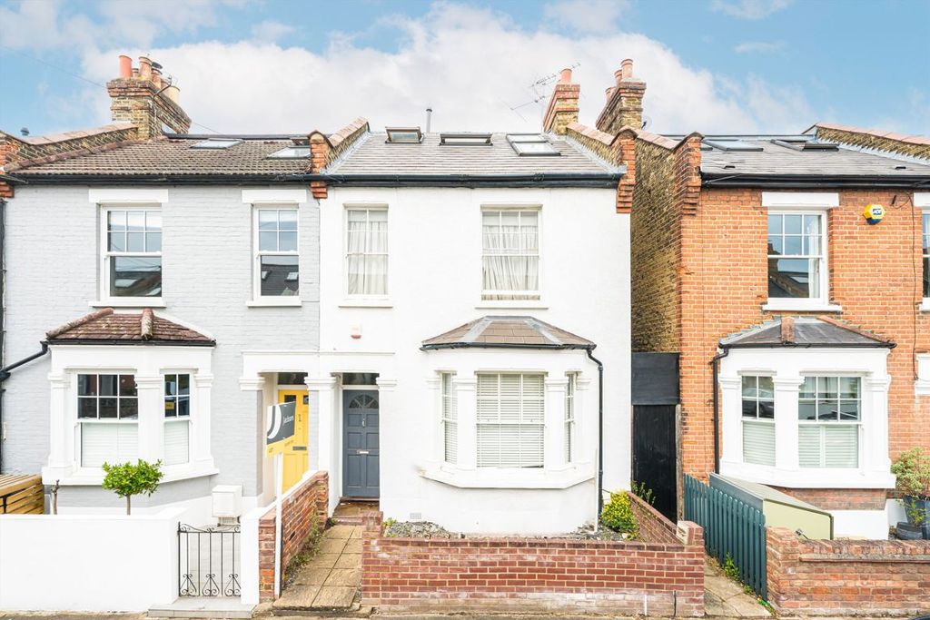 Property photo 1 of 7