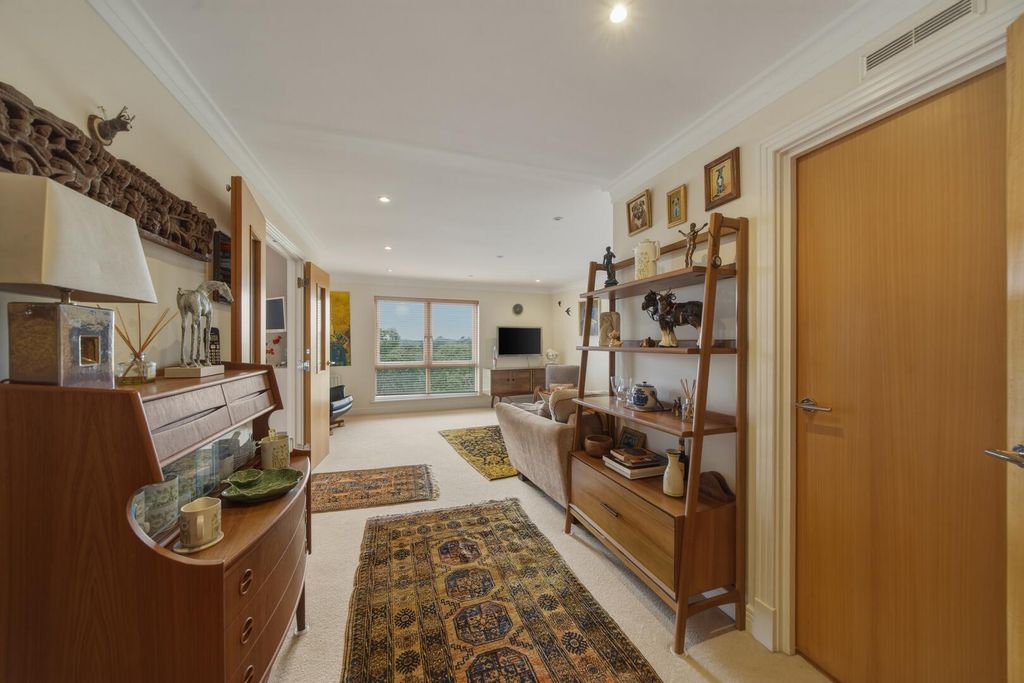 Additional image 29 of 2 bed flat for saleStandard Hill, Nottingham NG1