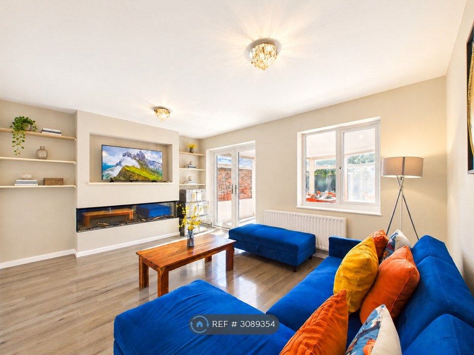 Property photo 1 of 35